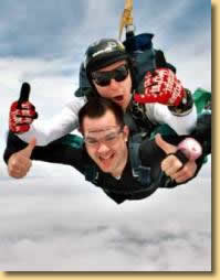 Today learning Spanish, in the evening you risk a parachute jump - learning Spanish at Language Pucon.